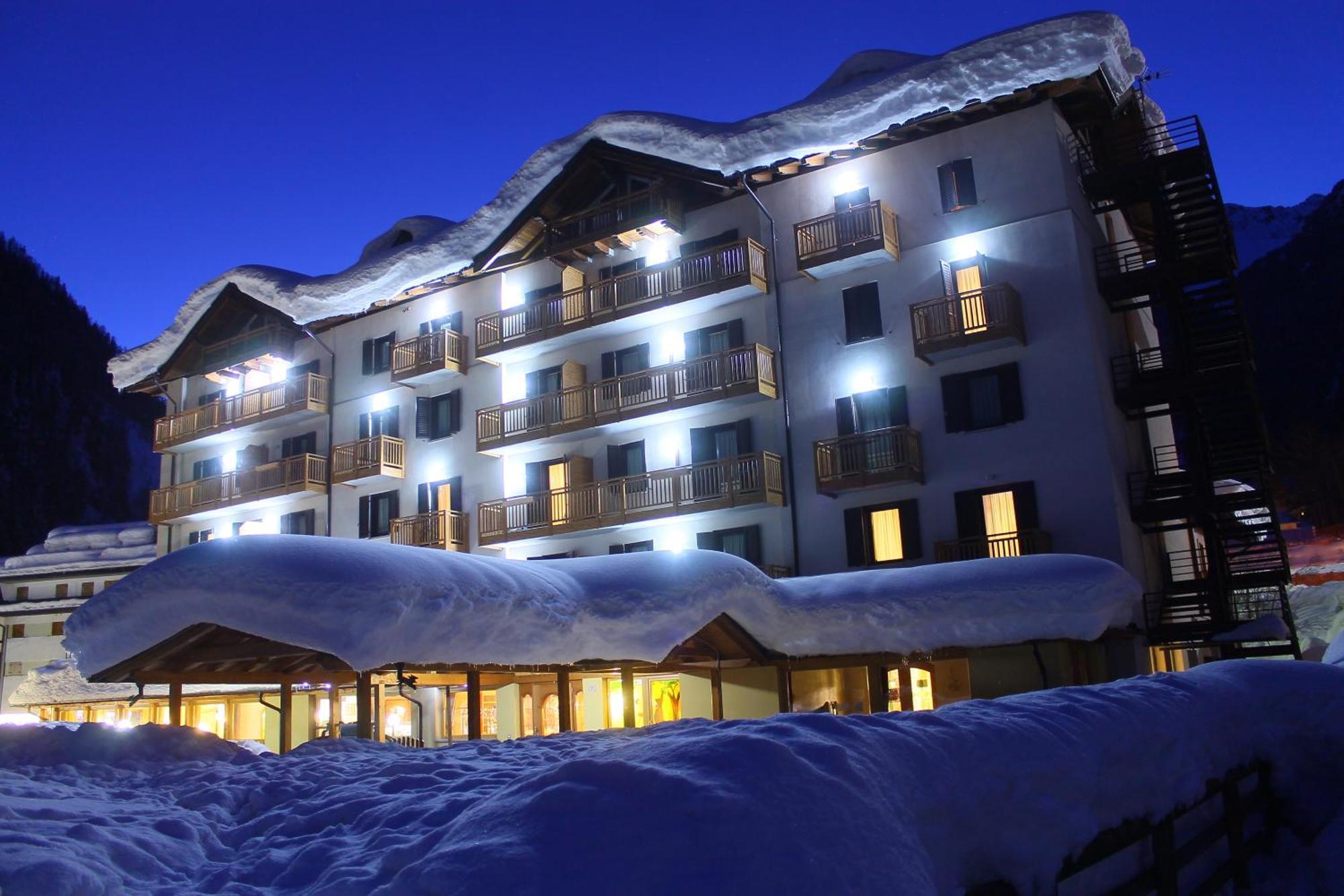 Hotel Cristallo Peio Dış mekan fotoğraf