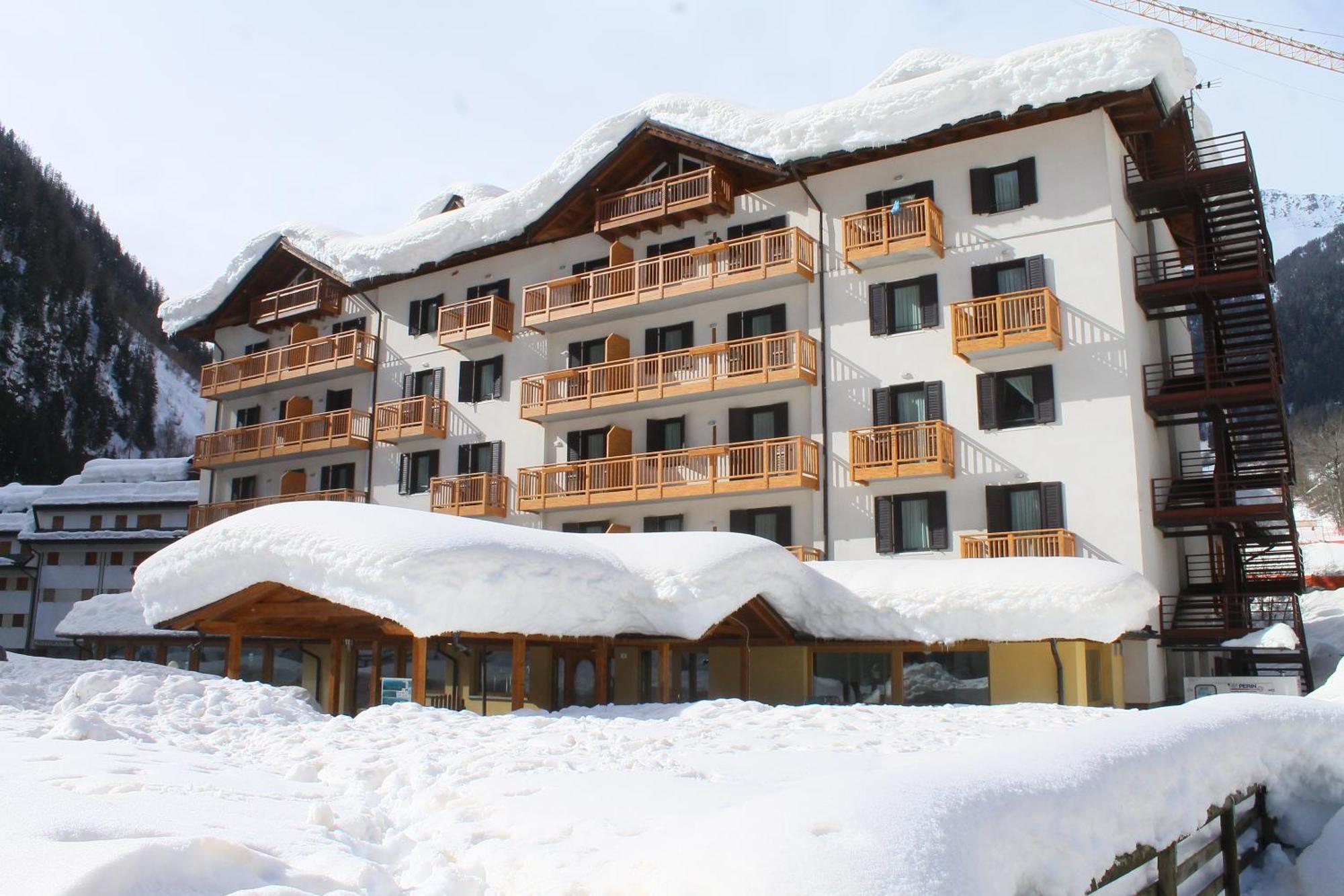 Hotel Cristallo Peio Dış mekan fotoğraf